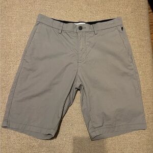 Old Navy Ultimate Tech Slim Built In Flex Shorts. 9 1/2 inches inseam
